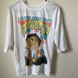 Vici White Graphic Tee